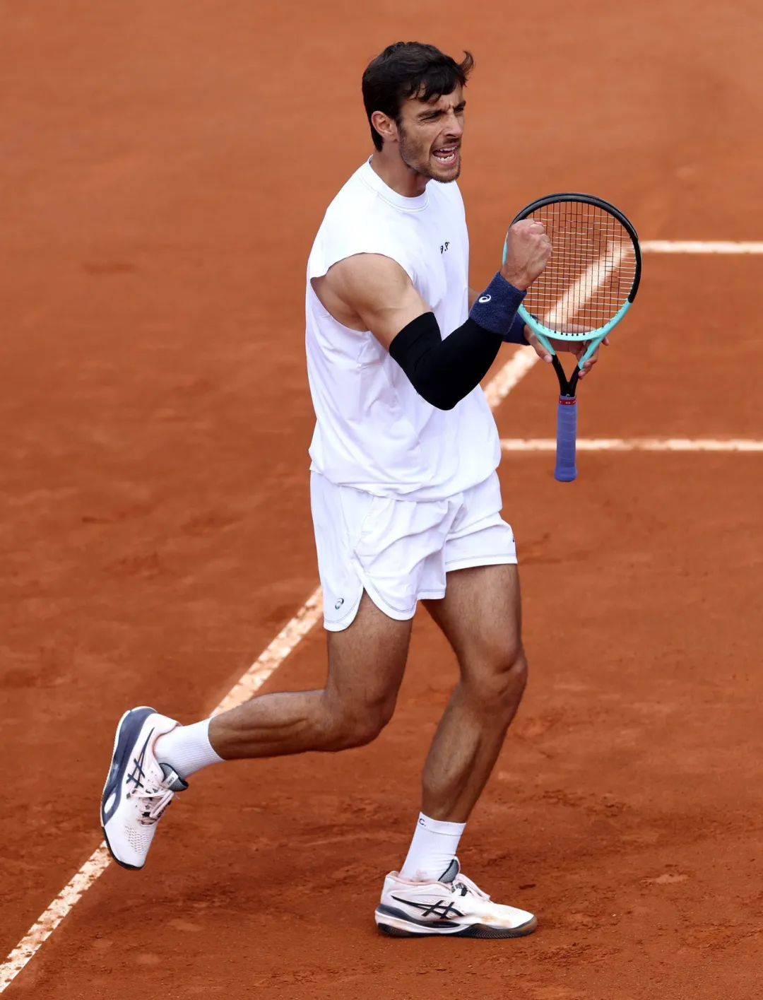 风和起伏明 风和起伏明