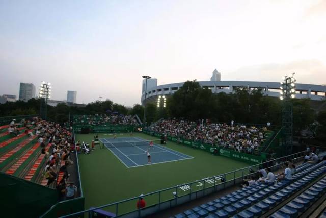 的消息不胫 的消息不胫