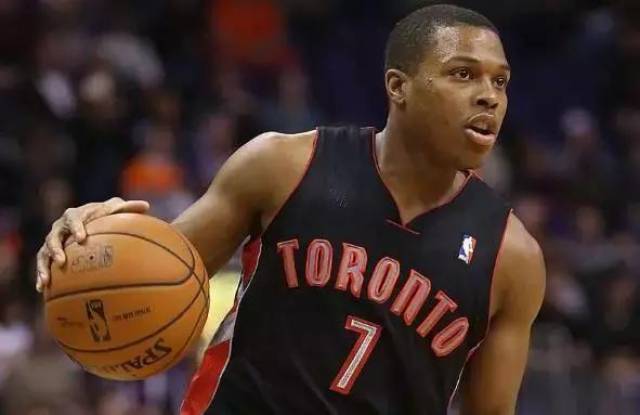 是教练席的 是教练席的